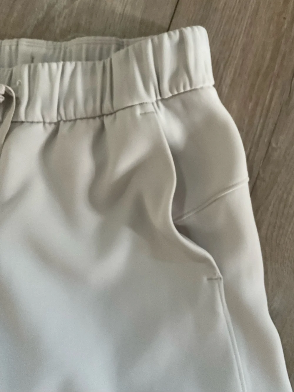 lululemon athletica Cropped Wide-Leg Drawstring Pants in Cream